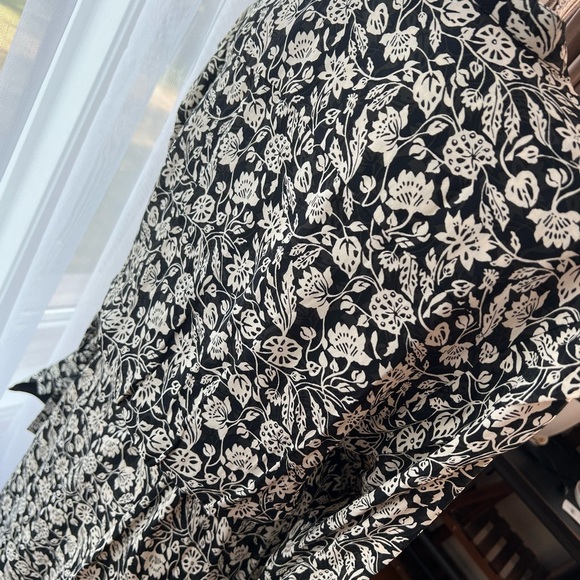 Reiss Dress size 8 Micah floral midi dress - Picture 7 of 8